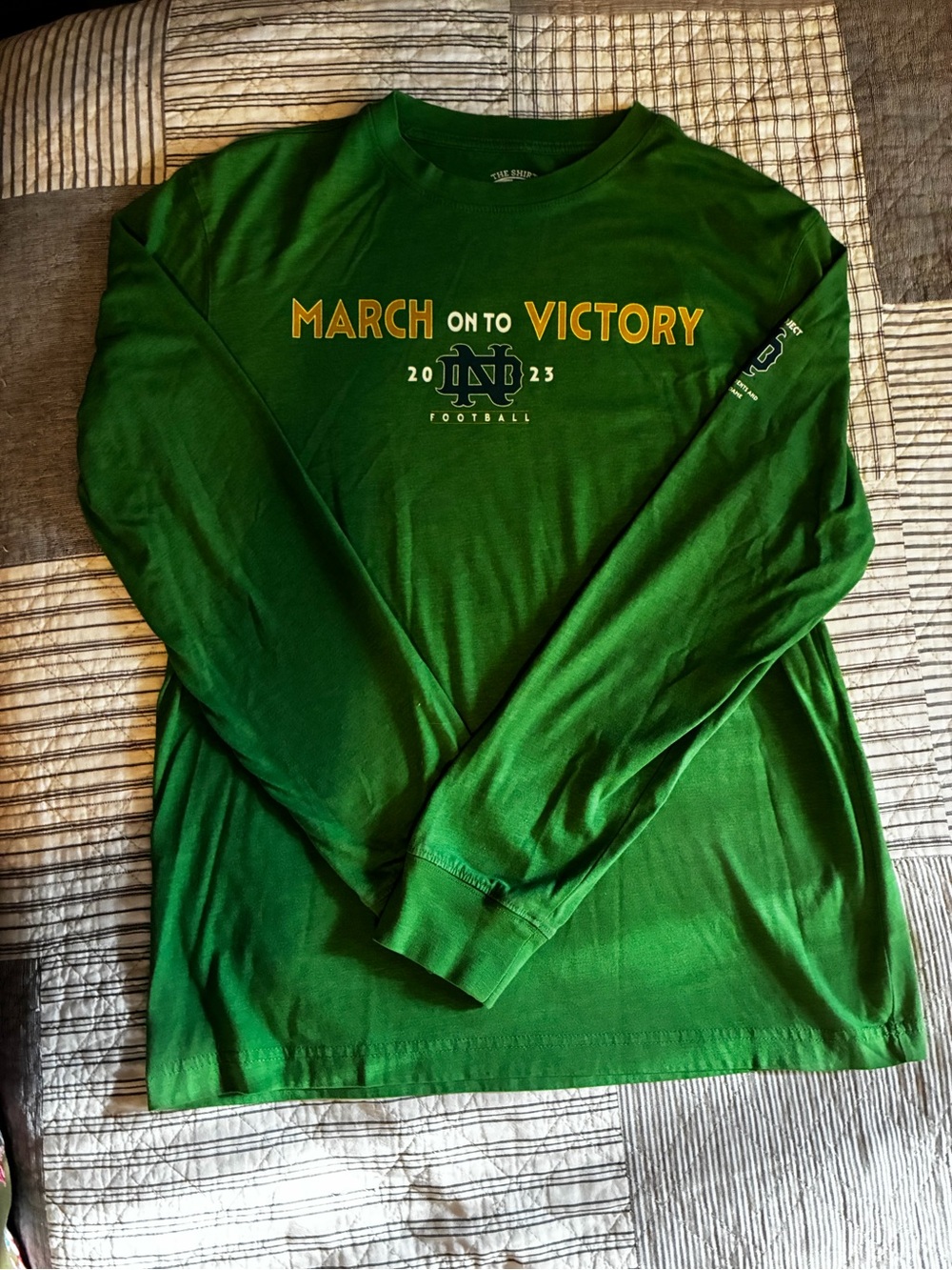 Colosseum Green Long Sleeve 'March on to Victory' Football Tee